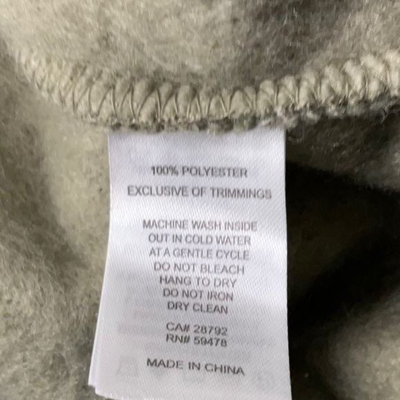 Women’s thick fleece pullover 1/4 zip top, size XL - Picture 4 of 7